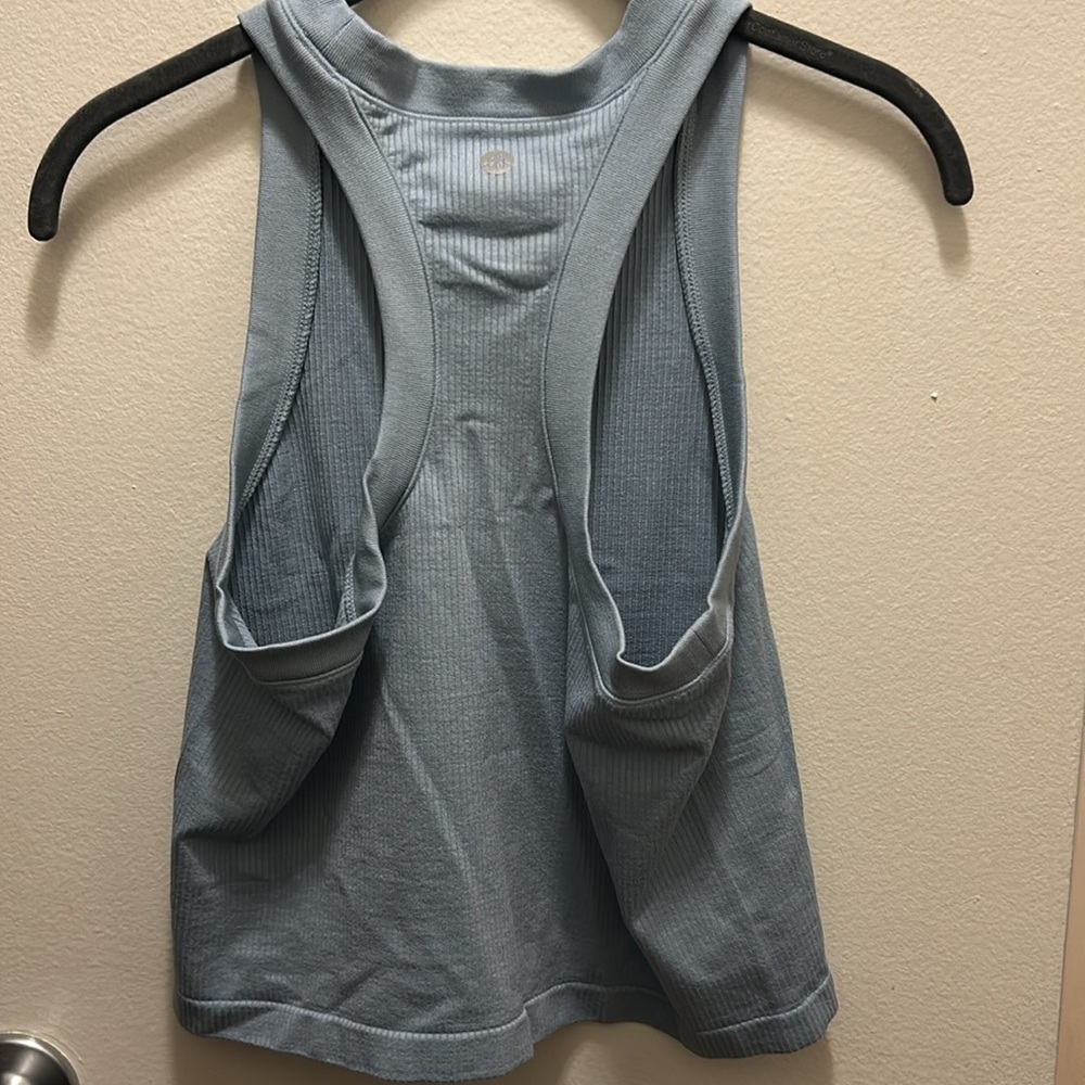Bella Cropped Ribbed Tank - Picture 3 of 8